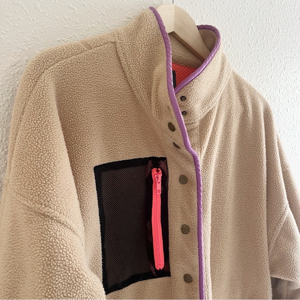 Wild Fable Snap Button Sherpa Jacket Size Medium - image 2